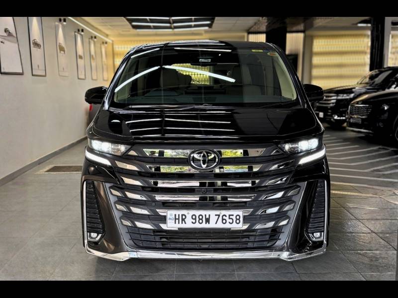 Toyota Vellfire VIP - Executive Lounge