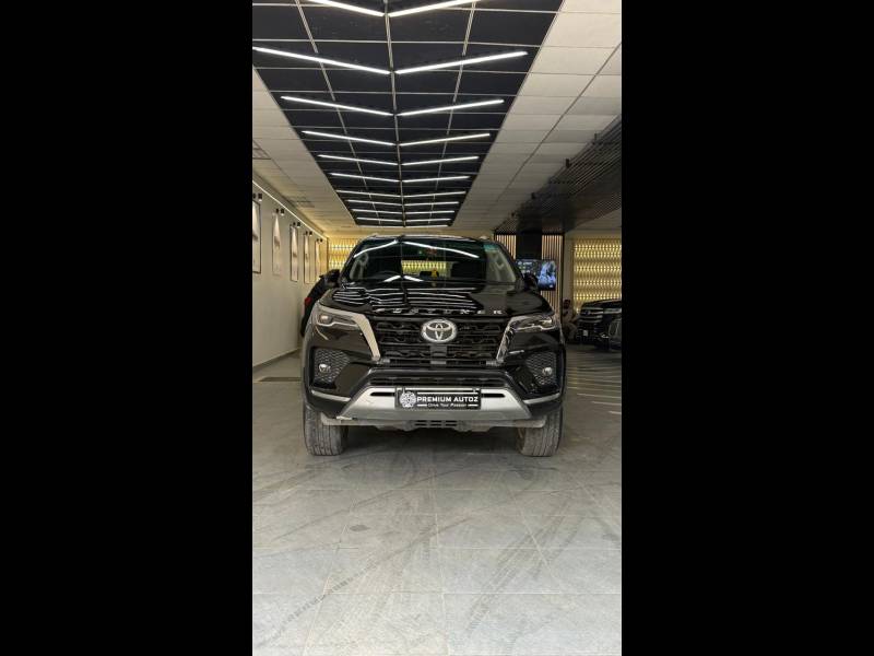Toyota Fortuner 2.8 4x4 AT
