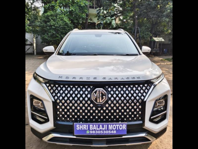 Morris Garage Hector Sharp Pro 1.5 Turbo MT Dual Tone