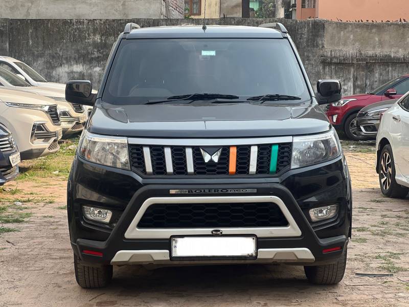 Mahindra Bolero Neo N8