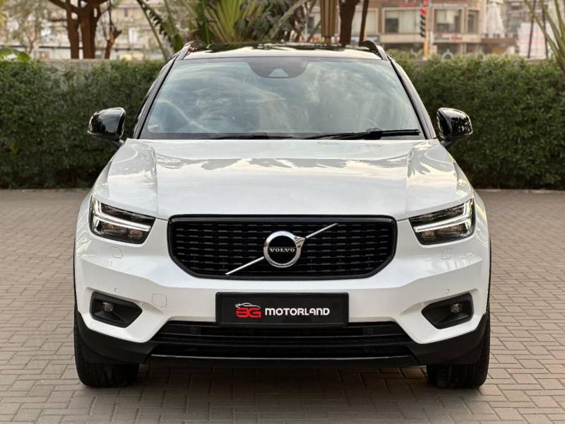 Volvo XC40 D4 R-Design