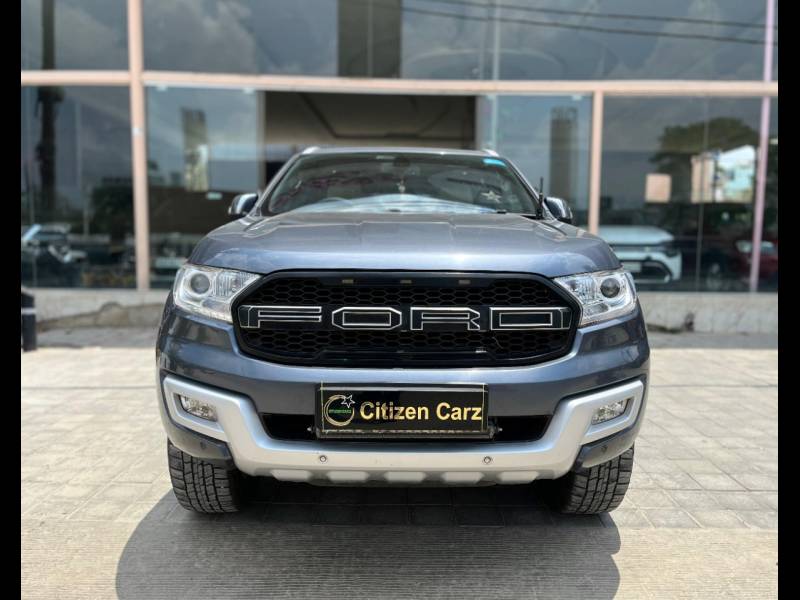 Ford Endeavour Titanium 2.2 4x2 AT