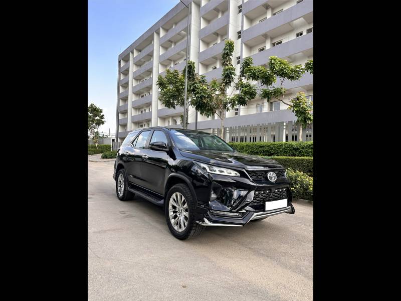 Toyota Fortuner Legender 4X4 NeoDrive AT