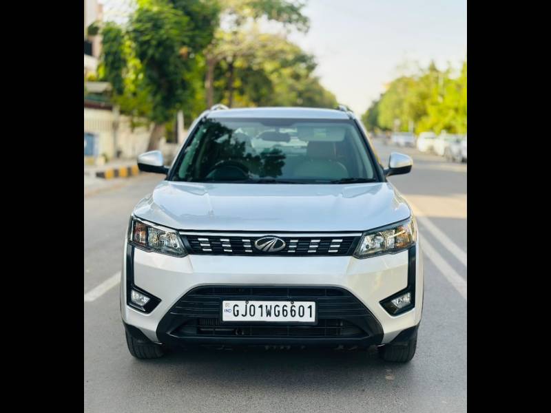 Mahindra XUV 300 W6 1.5 Diesel