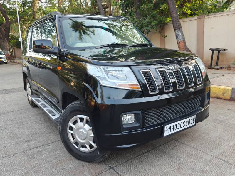 Mahindra TUV300 T8+ MT