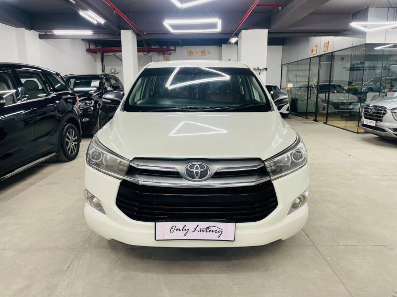 Toyota Innova Crysta 2.8 ZX AT 7 STR