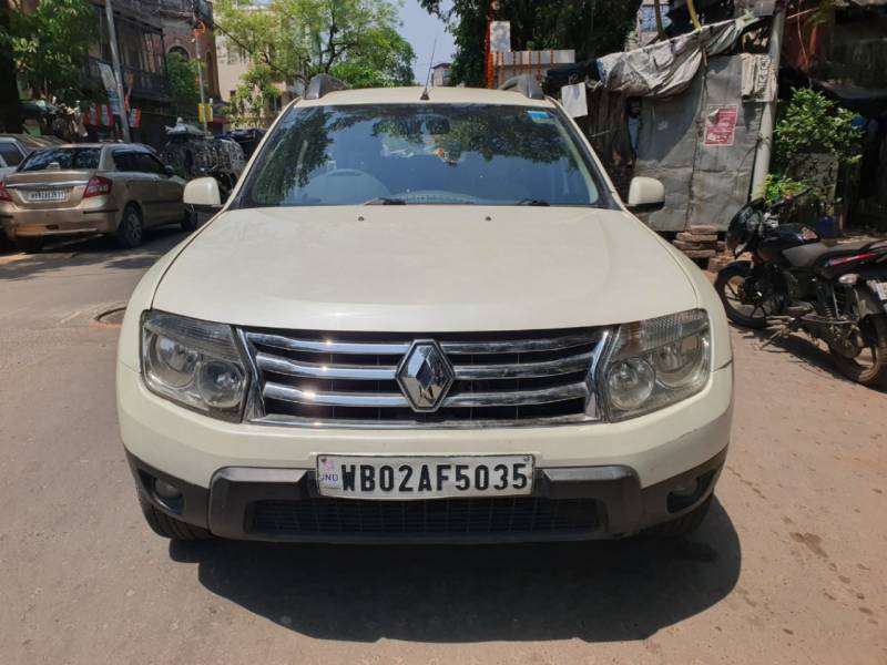 Renault Duster RxL Petrol