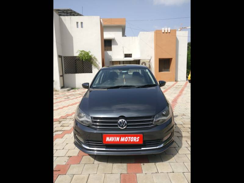 Volkswagen Vento 1.6L MT Highline Petrol