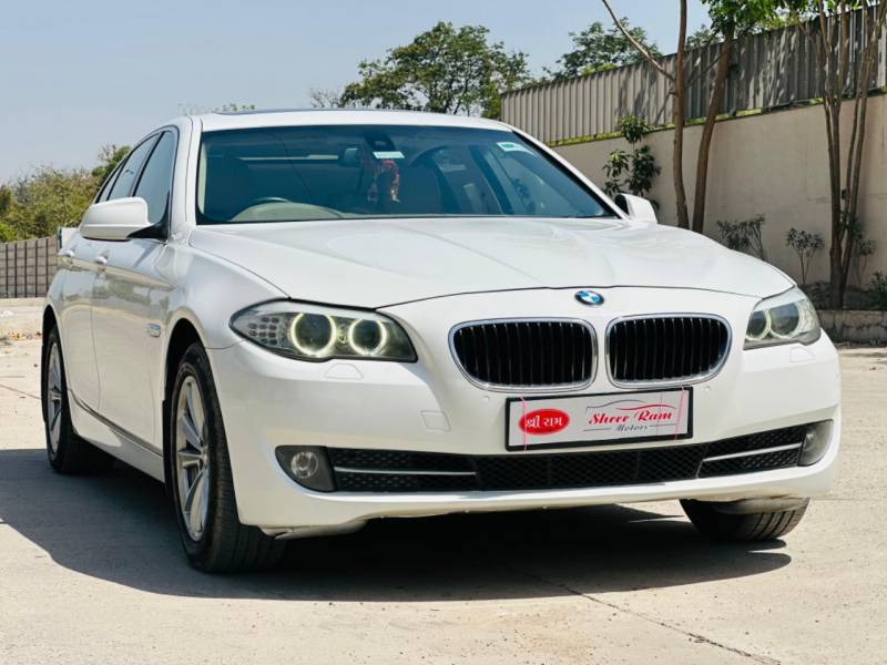BMW 5 Series 520d Sedan