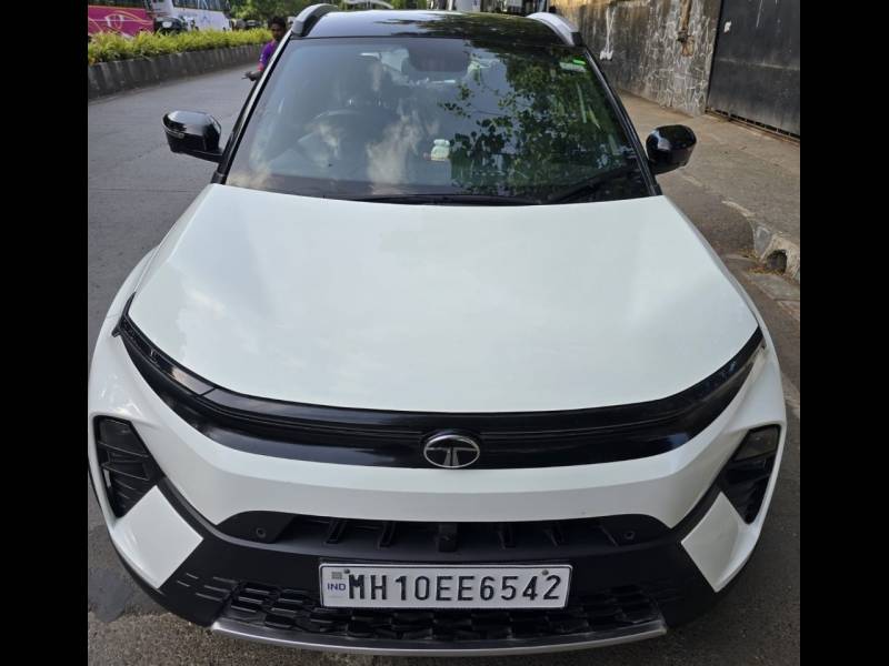 Tata Nexon Fearless Plus (S) 1.5 Diesel 6AMT Dual Tone