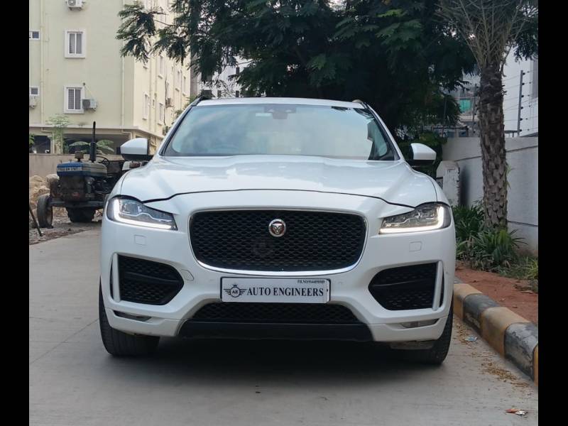 Jaguar F Pace R-SPORT