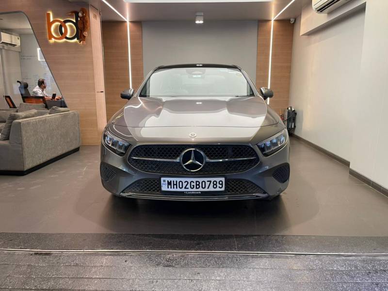 Mercedes Benz A-Class Limousine 200