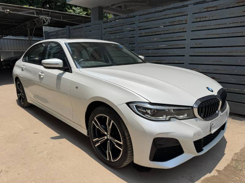 BMW 3 Series Gran Limousine 330Li M Sport First Edition