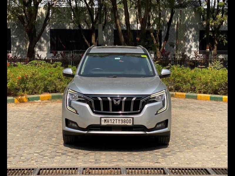 Mahindra XUV700 AX7 Luxury Pack Diesel AT 7 STR