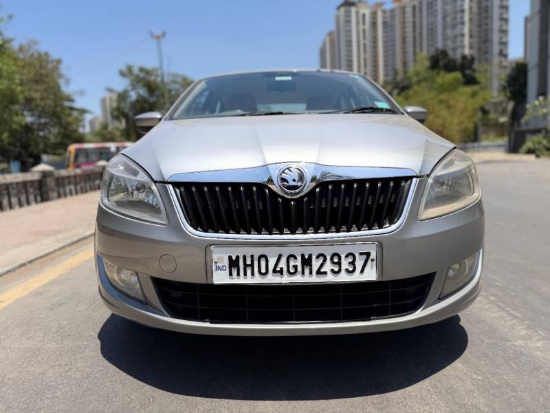 Skoda Rapid 1.5 TDI CR Ambition with Alloy Wheels