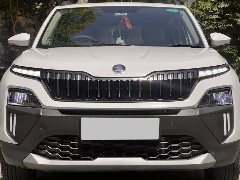 Skoda Kylaq Signature AT