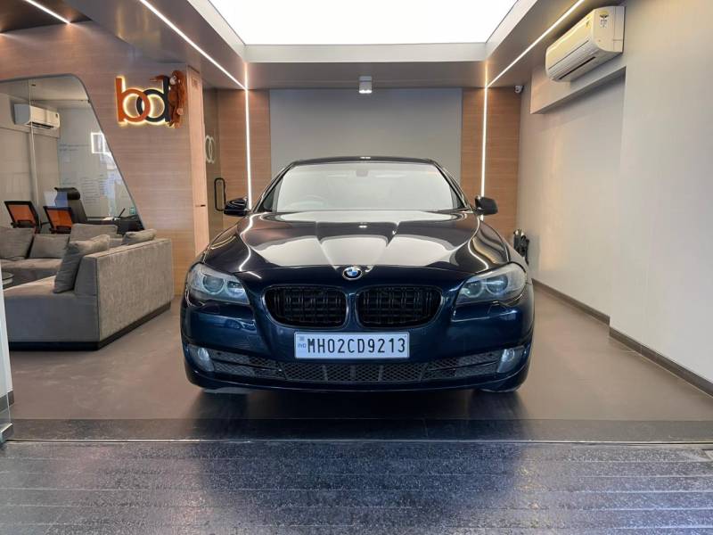 BMW 5 Series 520d Sedan