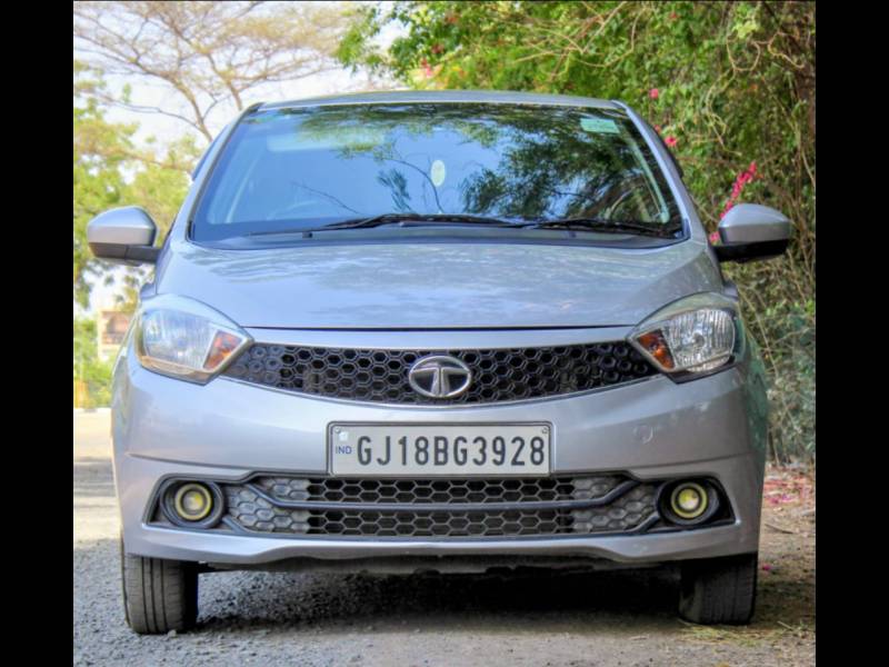 Tata Tigor Revotron XE