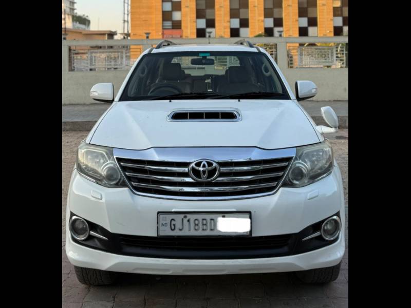 Toyota Fortuner 3.0 4X4 MT