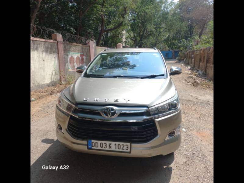 Toyota Innova Crysta 2.8 ZX AT 7 STR