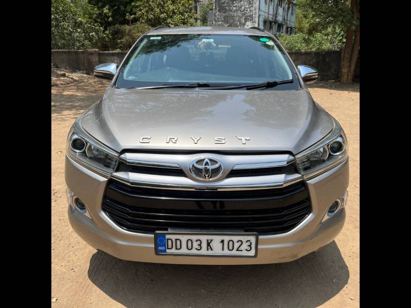 Toyota Innova Crysta 2.8 ZX AT 7 STR