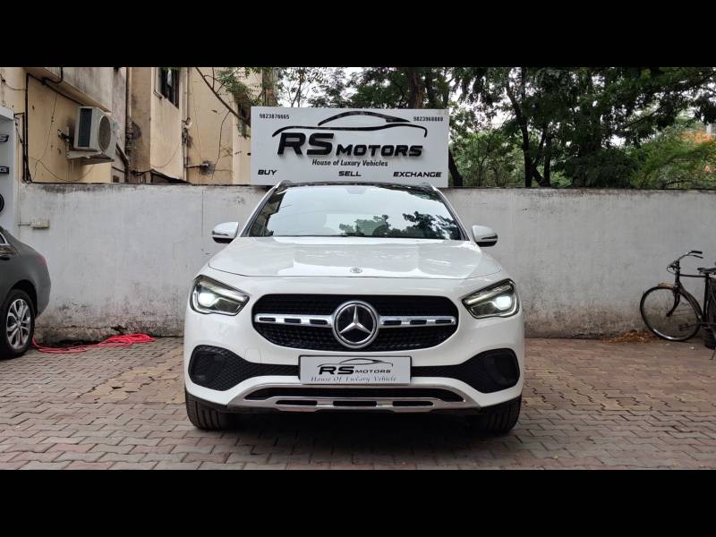 Mercedes Benz GLA Class 220d 4MATIC