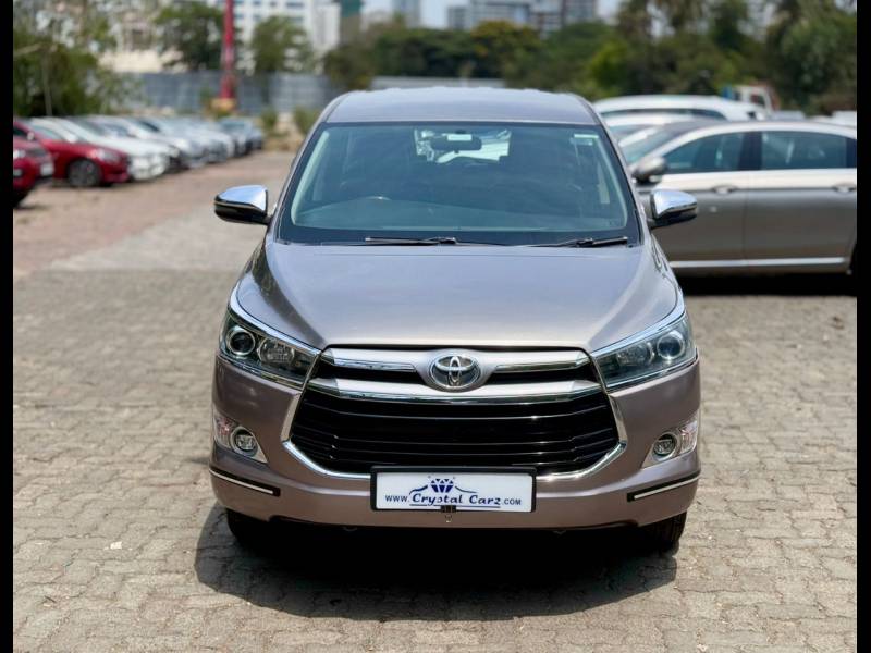 Toyota Innova Crysta 2.4 Z 7 STR