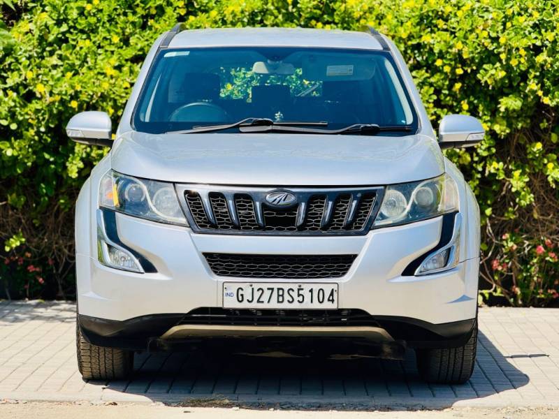 Mahindra XUV500 W6 FWD