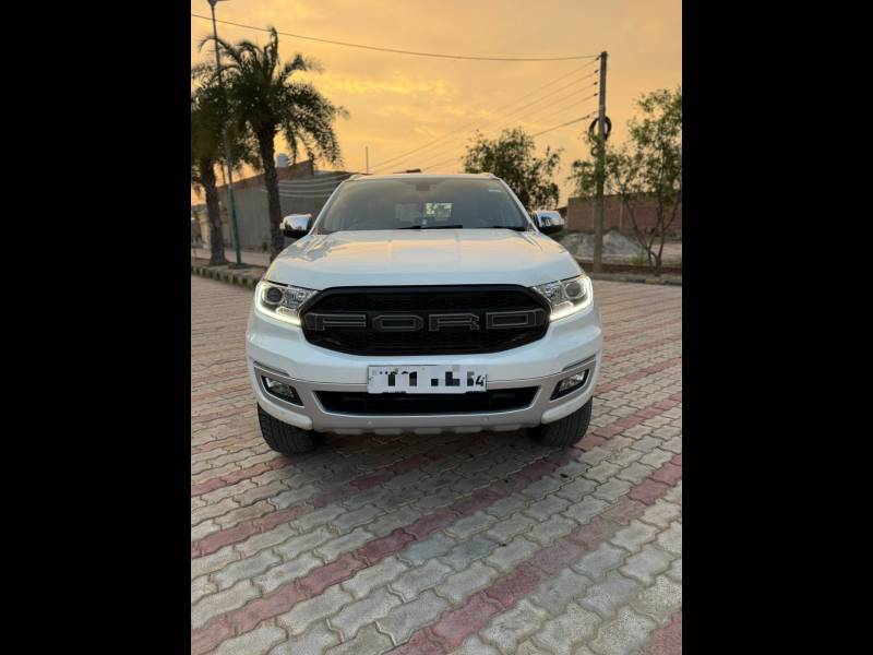 Ford Endeavour Titanium Plus 3.2 4x4 AT