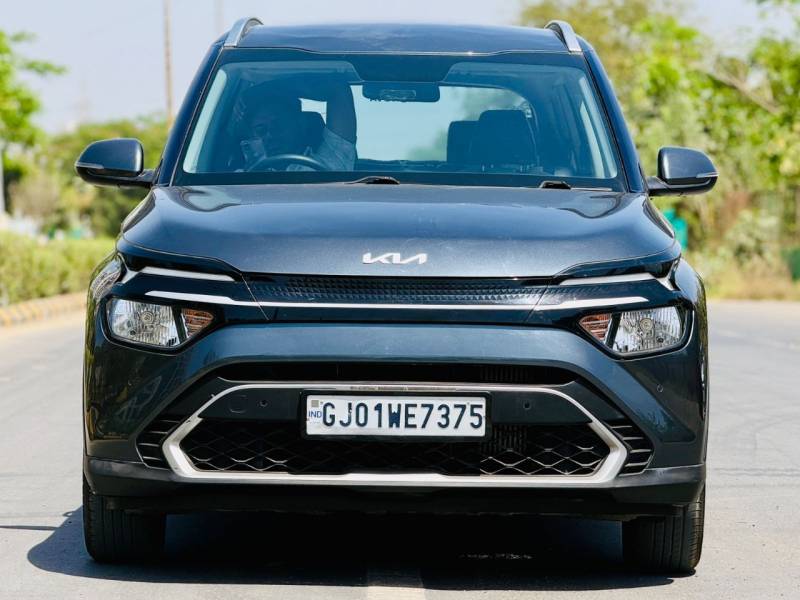 Kia Carens Prestige Plus 1.4 Petrol 7 STR