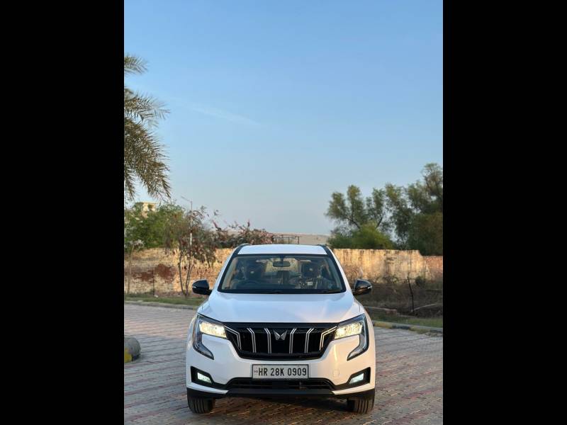 Mahindra XUV700 MX Diesel MT 7 STR