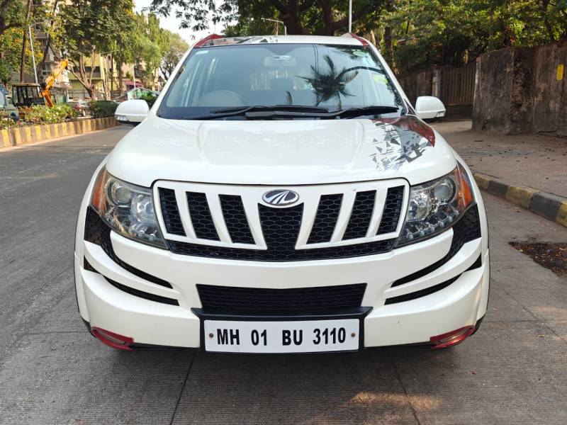 Mahindra XUV500 W8