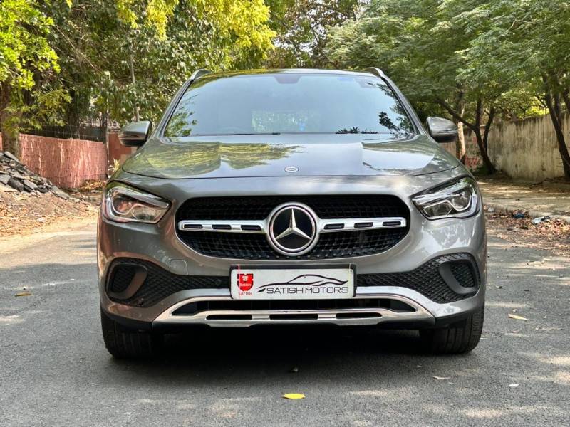 Mercedes Benz GLA 200