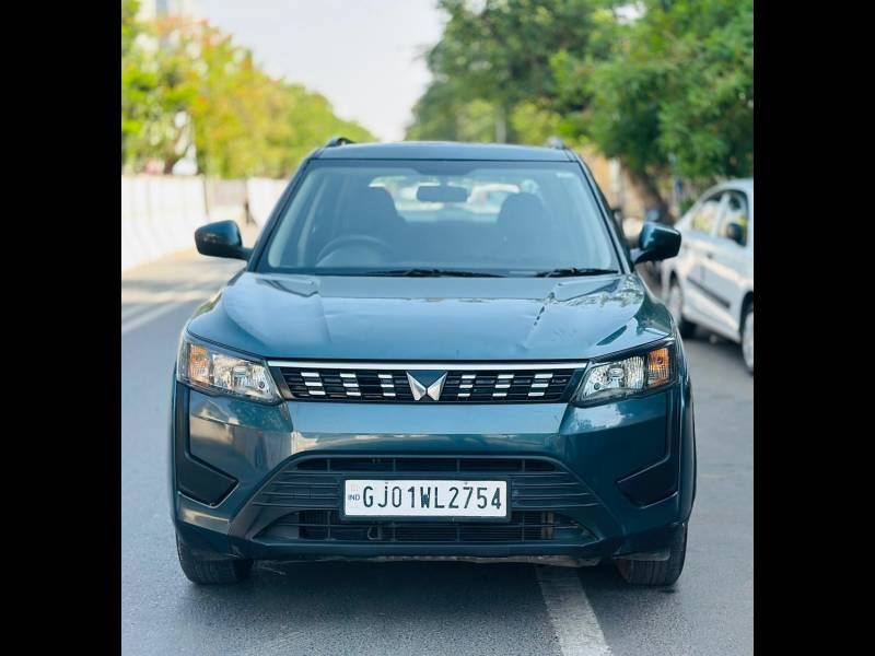 Mahindra XUV 300 W6 1.5 Diesel