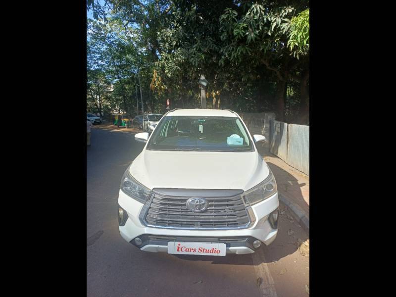 Toyota Innova Crysta 2.4 VX 7 STR