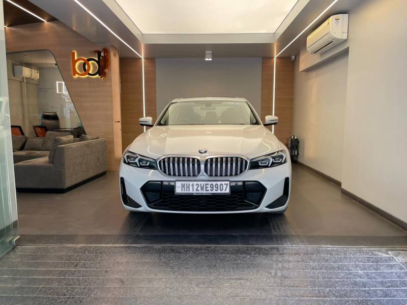 BMW 3 Series Gran Limousine 330Li M Sport