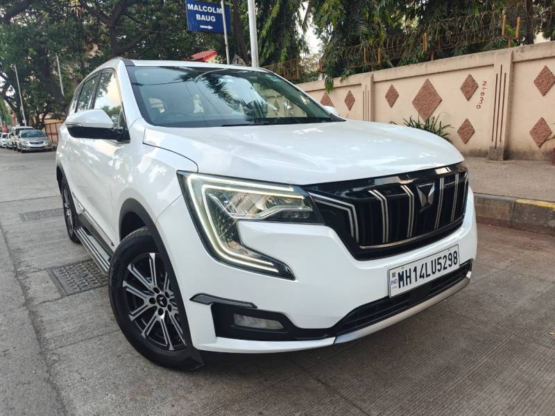 Mahindra XUV700 AX7 2WD Diesel 2.2L Turbo Automatic 7 STR