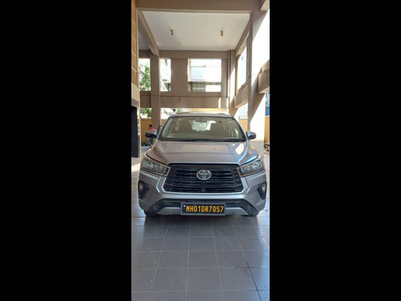 Toyota Innova Crysta 2.4 GX 7 STR