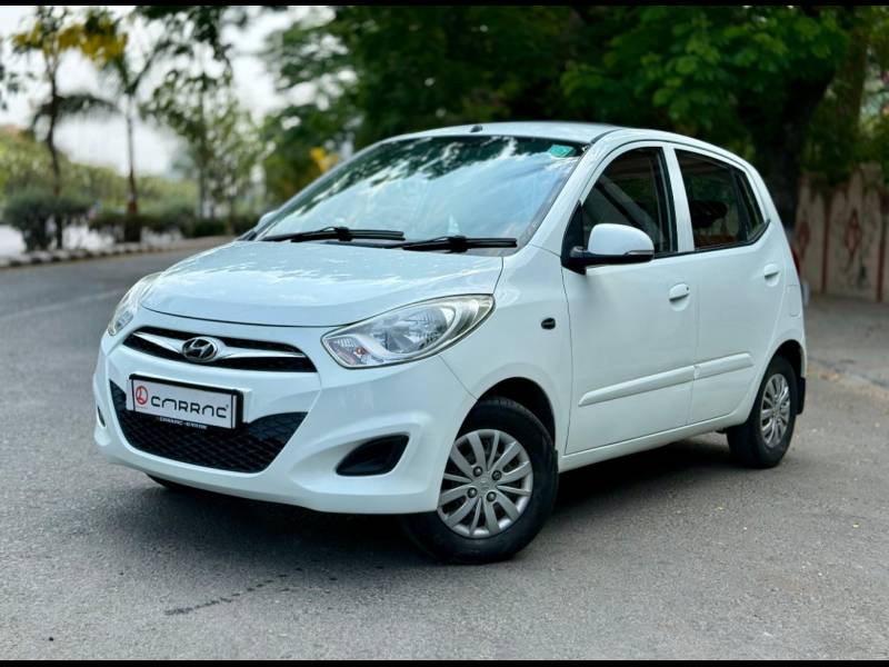 Hyundai i10 Sportz 1.2 AT
