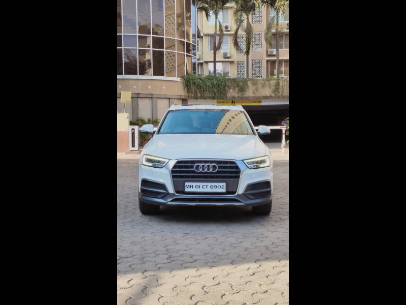 Audi Q3 30 TFSI Premium