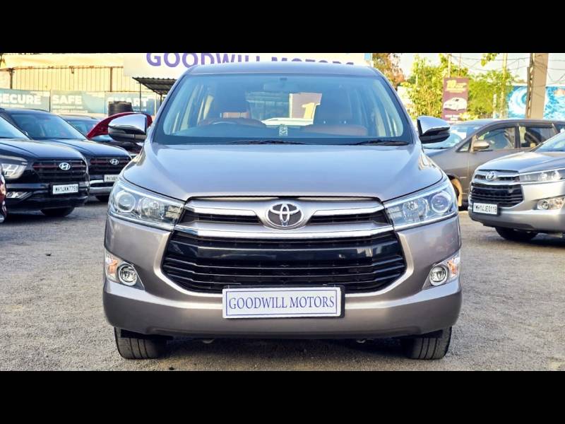 Toyota Innova Crysta 2.4 ZX AT 7 STR