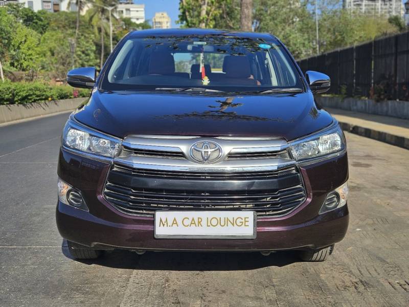 Toyota Innova Crysta 2.4 GX AT 8 STR