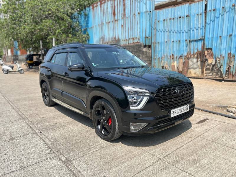 Hyundai Alcazar Signature (O) 7 Seater 1.5 Diesel AT Adventure