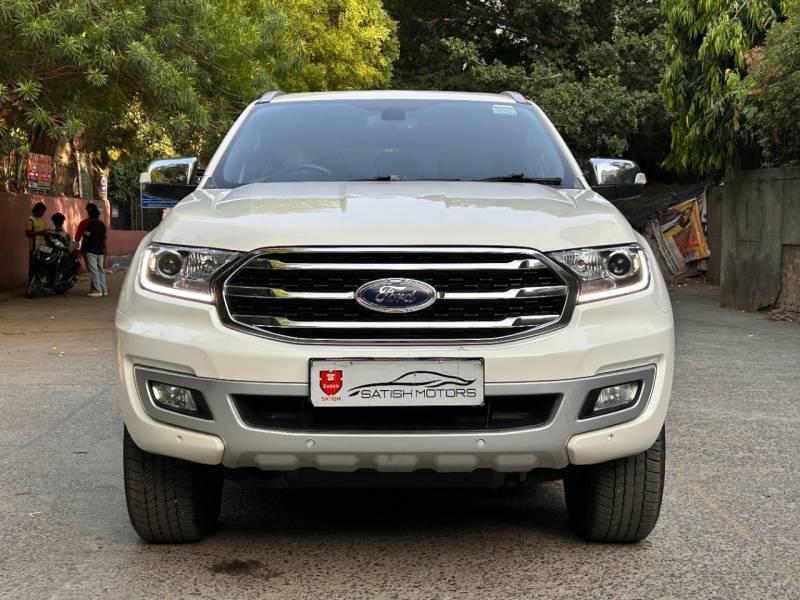Ford Endeavour Titanium 2.2 4x2 AT