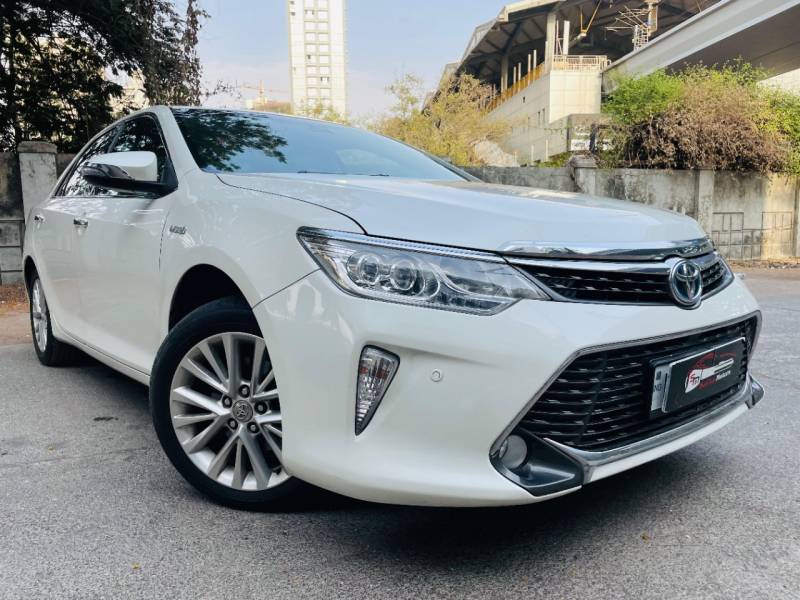 Toyota Camry Hybrid