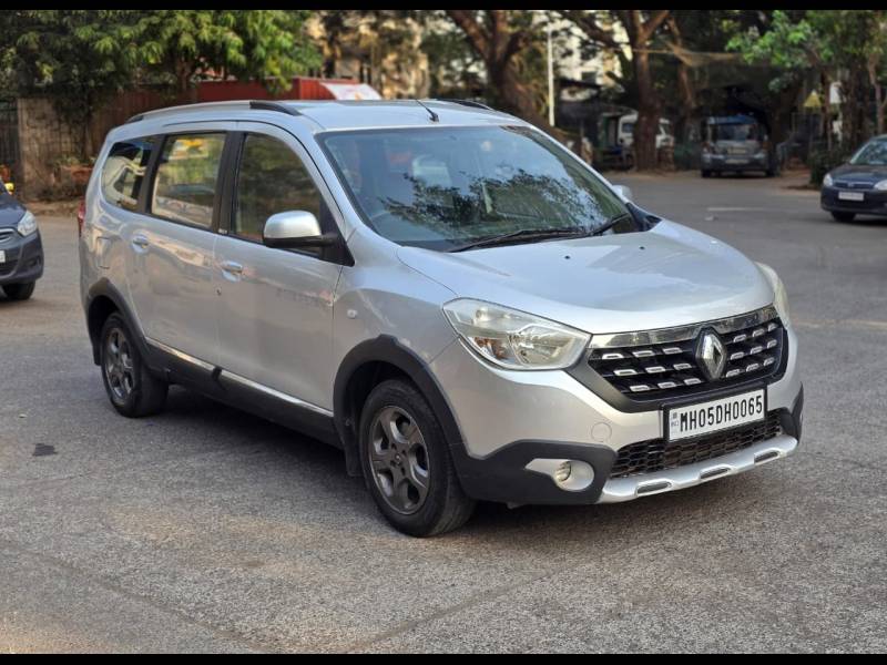 Renault Lodgy 85 PS RXZ Stepway 8 STR