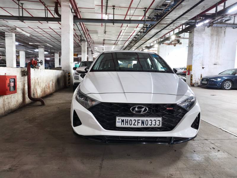 Hyundai i20 Asta (O) 1.0 Turbo DCT Dual Tone