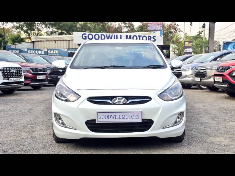 Hyundai Verna Fluidic 1.6 CRDI SX