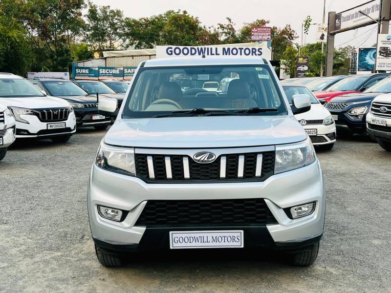 Mahindra Bolero Neo N8