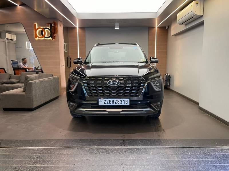 Hyundai Alcazar Signature (O) 7 Seater 2.0 Petrol AT